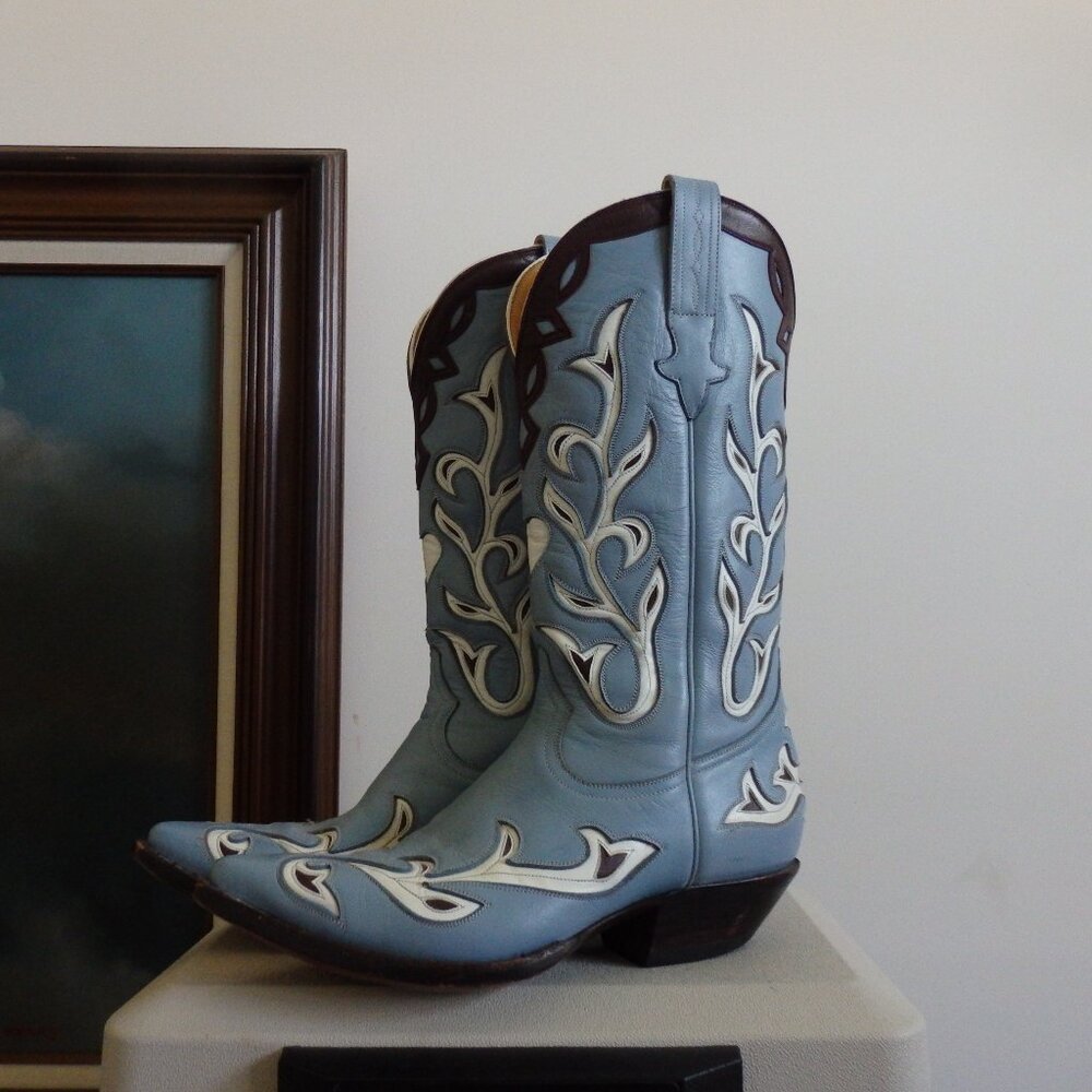 Heritage blue cowgirl boots 9 1/2